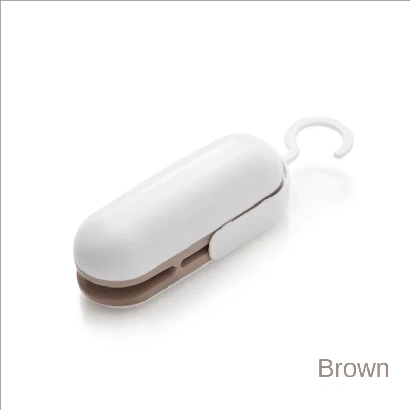 Kitchen Accessories Mini Sealing Machine Portable Heat Sealer Plastic Package Storage Bag Handy Sticker and Seals for Food Snack