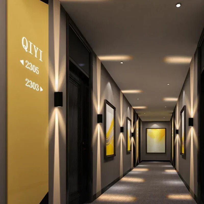 Silver Aluminum COB Outdoor Light 6W Waterproof IP65 Wall Sconces Up And Down